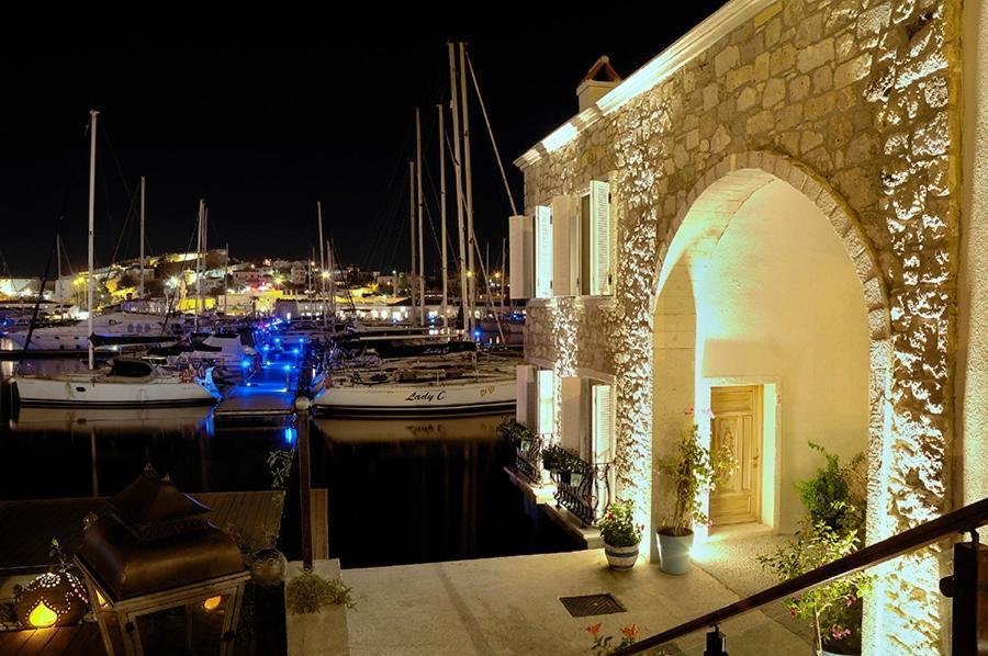 Hostel Cesme Marina Konukevi Exterior foto